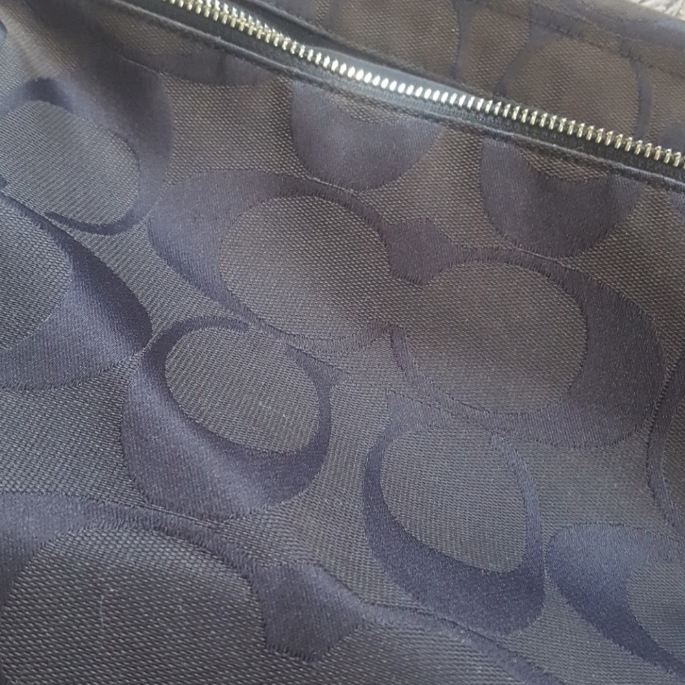Coach purse - Picture 2 of 6